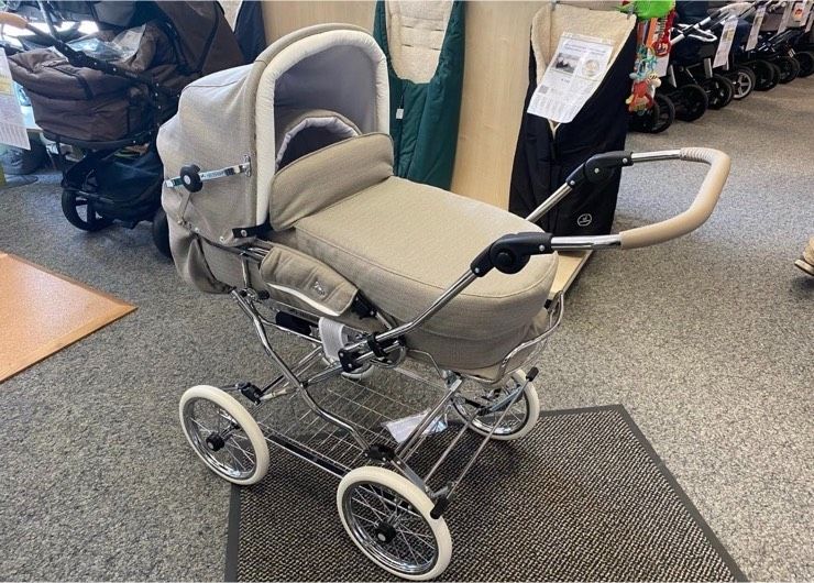 Hesba Condor Coupe Luxus Kinderwagen Beige mit viel Zubehör in Hannover