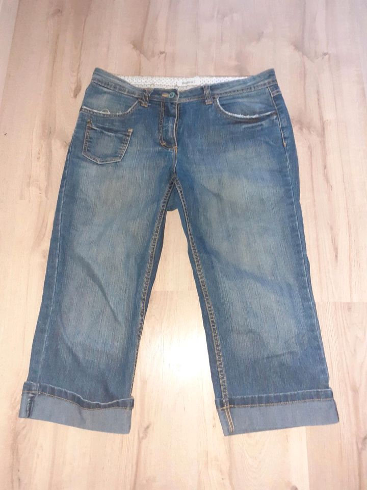 ¾ Jeans für Damen Gr. 40 in Rochlitz