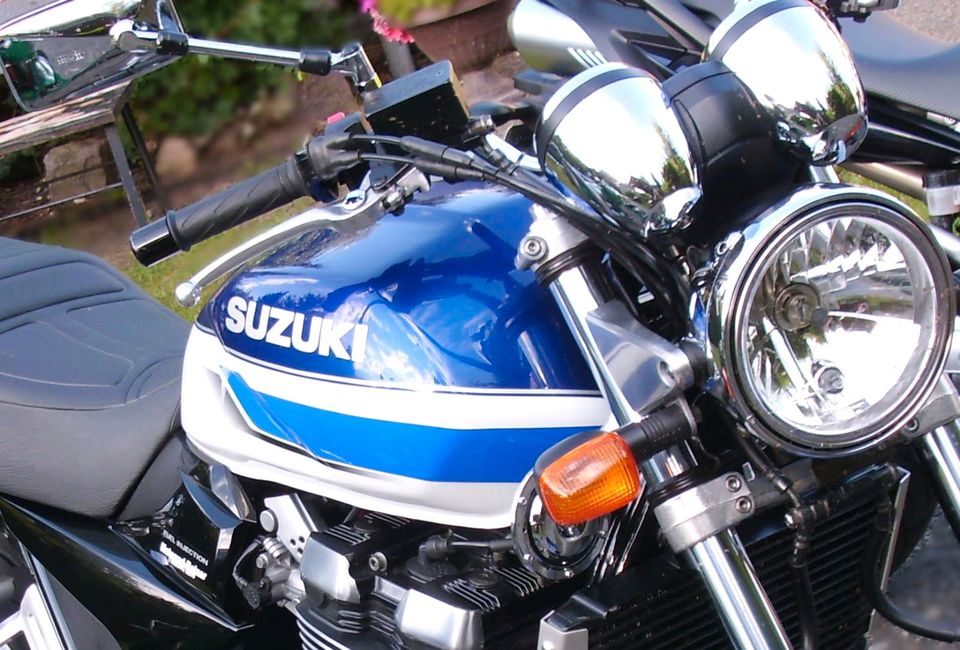 Suzuki GSX 1400 in Hohenleipisch