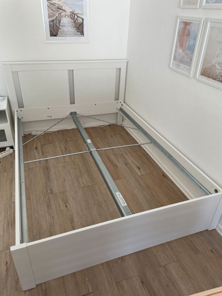 Ikea Songesand Bett 140x200cm in Siegen