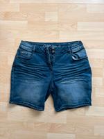 kurze Hose Jeans Shorts Gr. 42 Bayern - Neunburg Vorschau