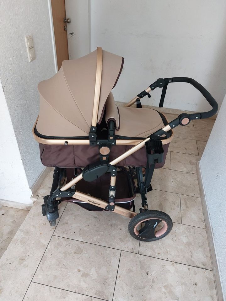 Kinderwagen in Laer