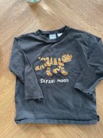 Zara Shirt Longsleeve grau Safari Mood 110 Nordrhein-Westfalen - Burscheid Vorschau