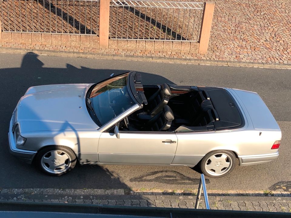 Mercedes W124 Cabrio E220 in Horhausen (Westerwald)