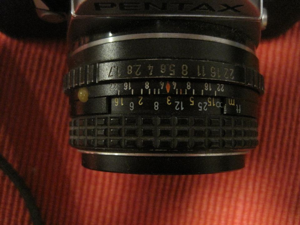 Kleinbildfotoapparat PENTAX ME mit Objektiv 1:1,7 50mm in Wittnau