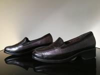 bequemer Schuh von Doctor Cutillas in GR 36, schwarz/silber Essen - Rüttenscheid Vorschau