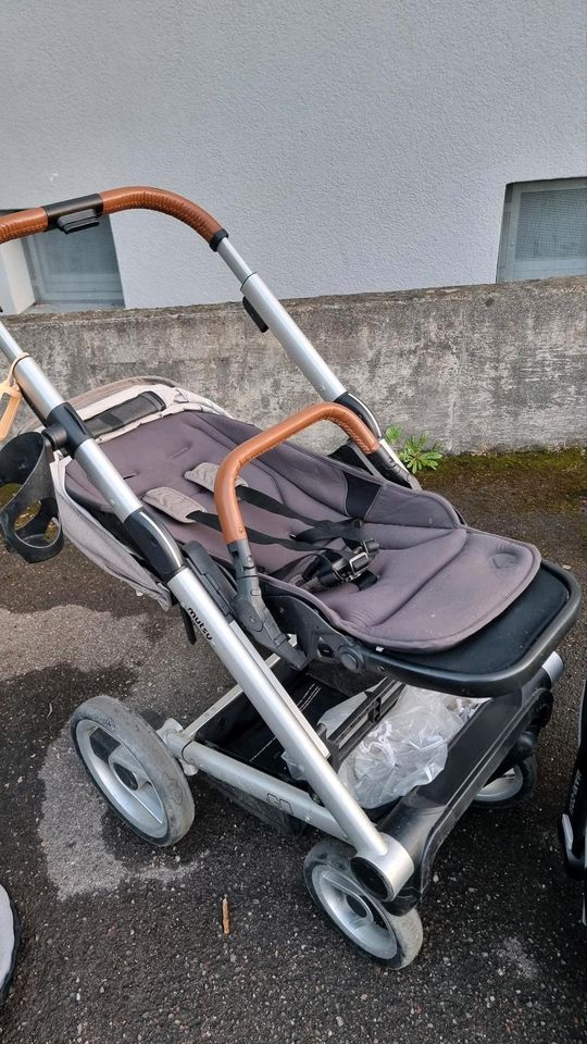 Mutsy Kombi Kinderwagen in Salach