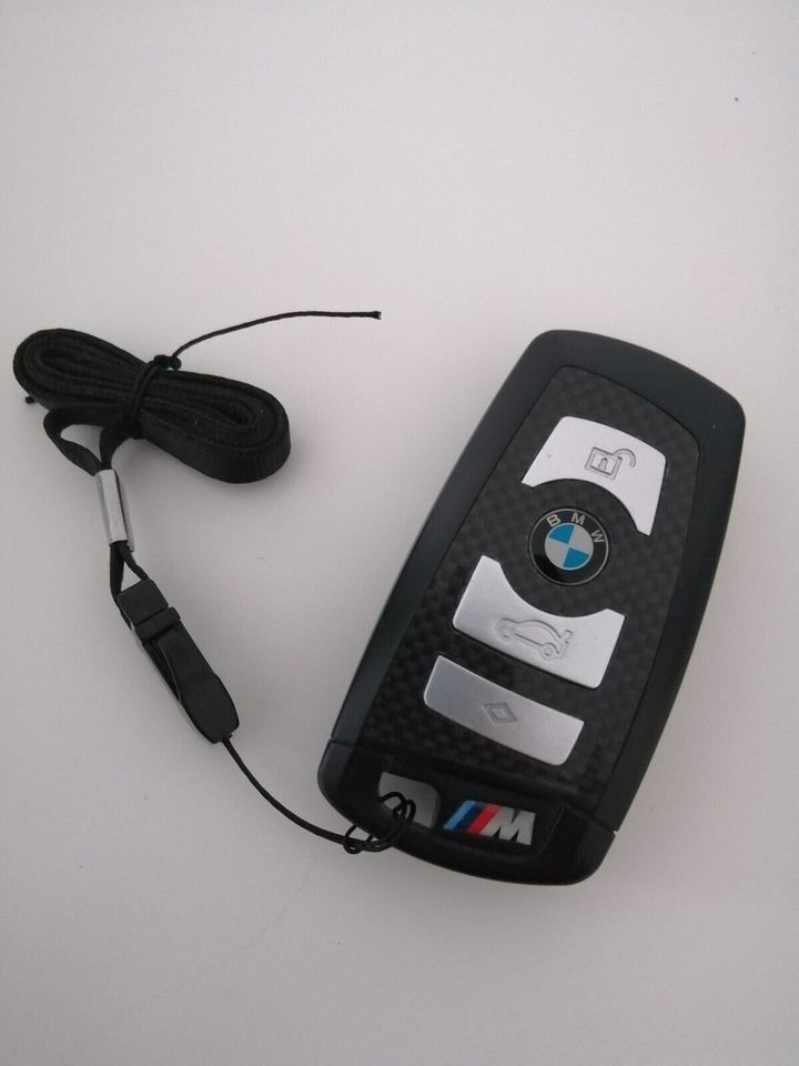 BMW USB Key 8GB Carbon in Baden-Württemberg - Markdorf