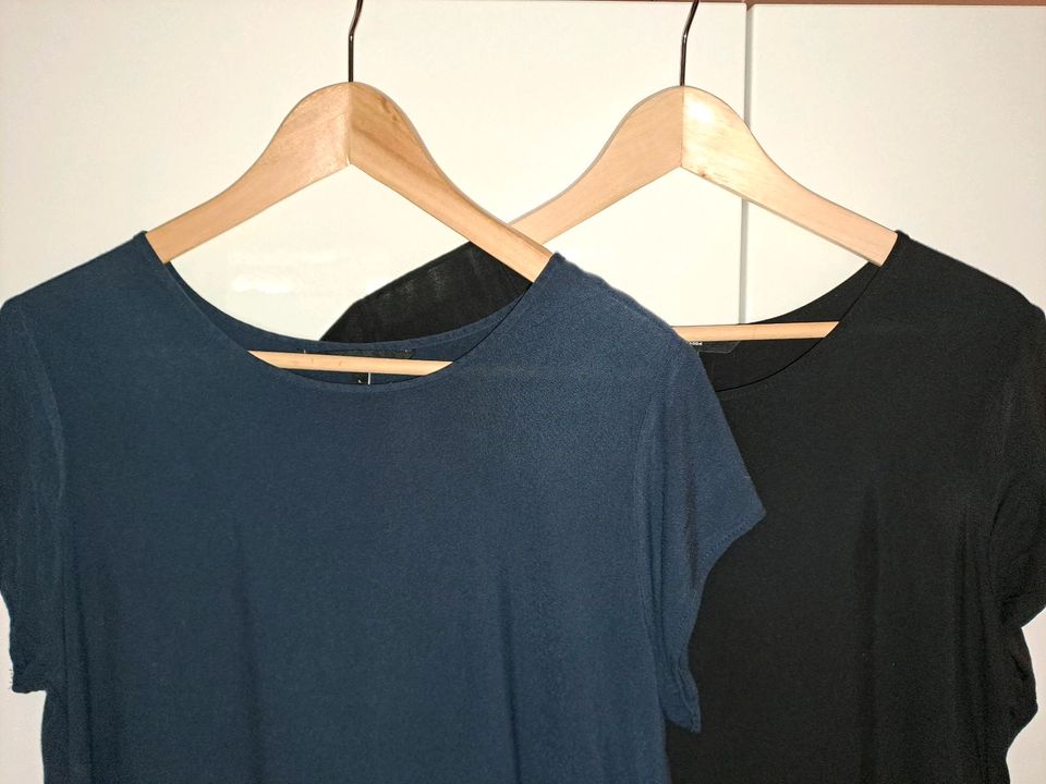 Vero Moda, Basic Blusen, schwarz und dunkelblau, Gr. L in Roetgen