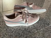 Neuwertig ♥️ PUMA Sneaker - Größe 37 - rosa grau weiß - TOP Hessen - Braunfels Vorschau