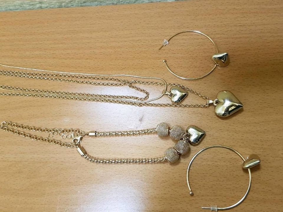 Herz goldene Schmuck-Set Armband,3 reihiges Kette und Ohrringe in Köln