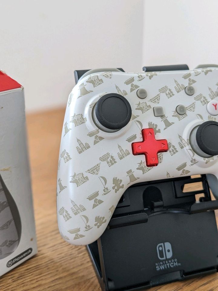 Nintendo Switch Controller Wired Super Mario Odyssey in Fürth