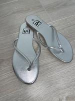 Scapino silberne flip-flops NEU Gr 39 Dortmund - Wickede Vorschau