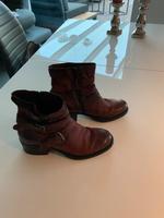 Mjus Stiefel Größe 42 Nordrhein-Westfalen - Neukirchen-Vluyn Vorschau