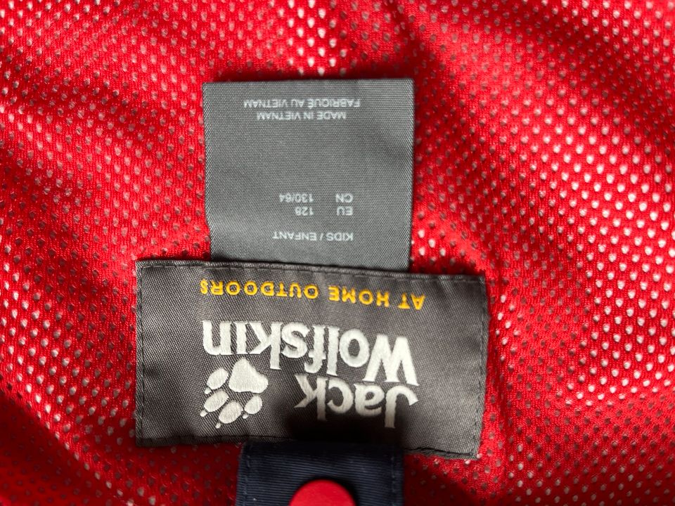 Jack Wolfskin Jacke 3in1 Größe 128 in Badenweiler