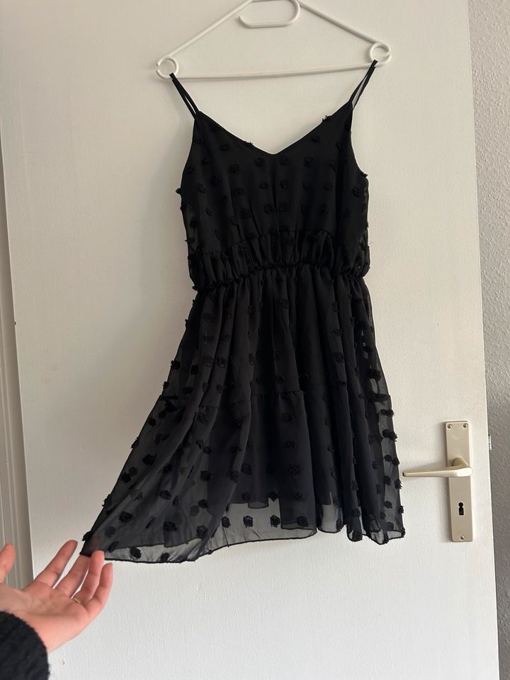 Mesh Tüll Organza Kleid Punkte Stoff Shein Edel elegant kurz XS in Berlin