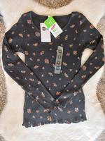 NEU MIT ETIKETT Rippshirt Gr. S Hessen - Gießen Vorschau