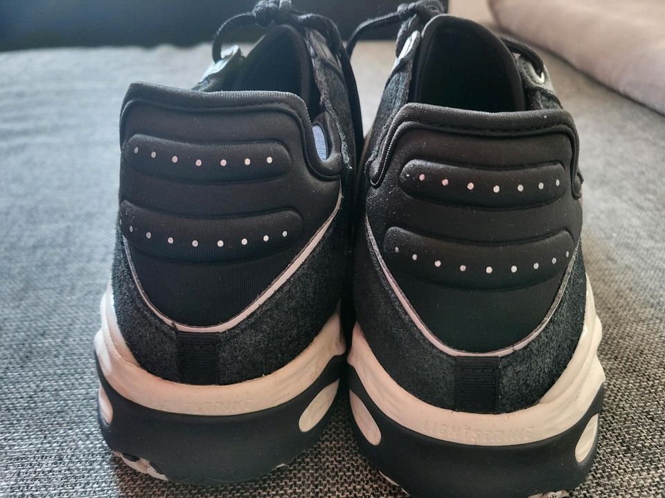 Adidas Sportschuh Gr 12 - 46.5 schwarz in Salzwedel