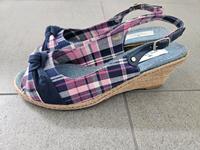 Tom Tailor Keilsandalette NEU original verpackt Sommer Pumps Hessen - Burghaun Vorschau