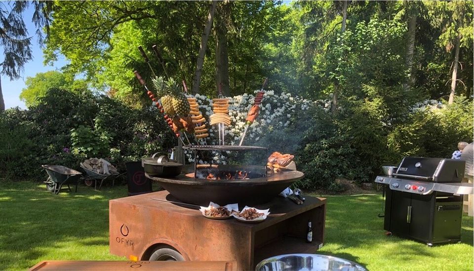 Feuerplatte mit Anhänger mieten - BBQ Grillen OFYR in Oyten