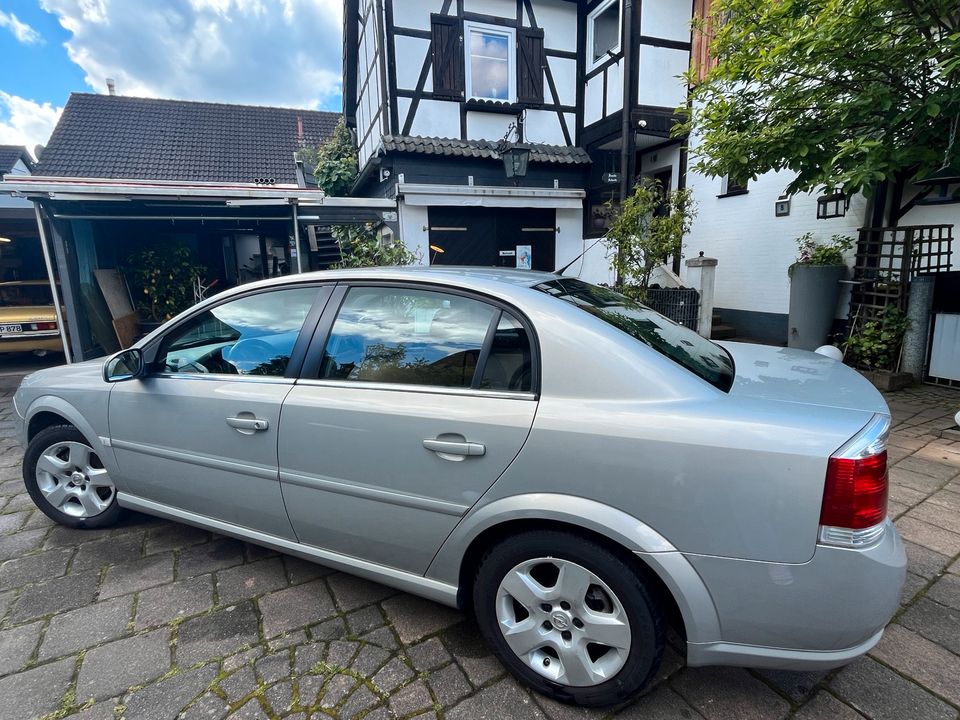 OPEL Vectra C Cosmo 1.8 L in Lohmar