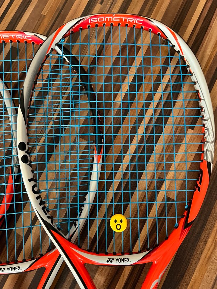 Yonex Tennisschläger Isometric in Villingen-Schwenningen