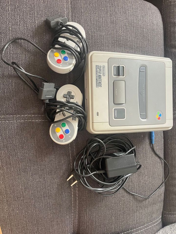 Super Nintendo in Flintbek