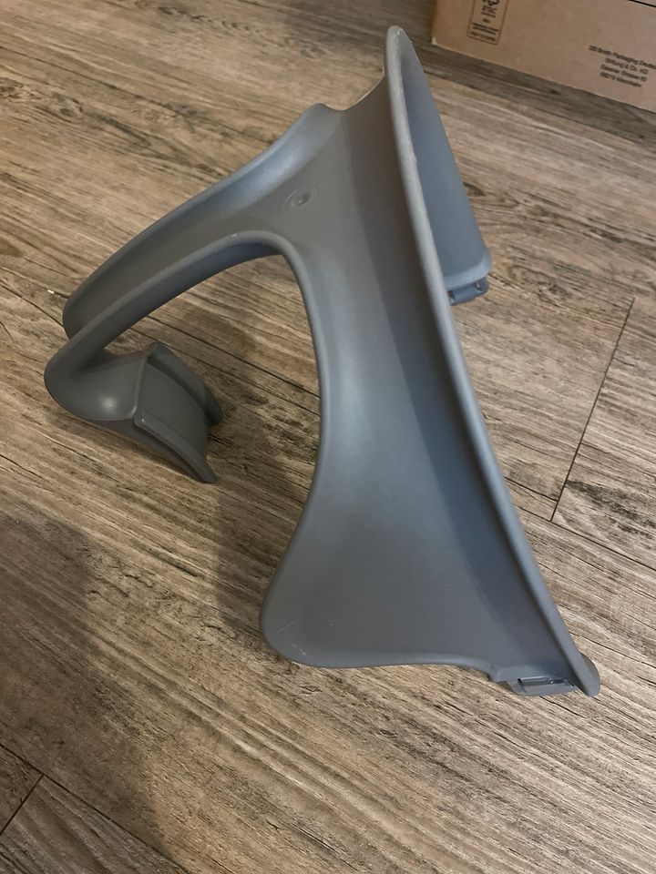 Stokke Nomi Bügel Mini Grey NEU in Buxtehude