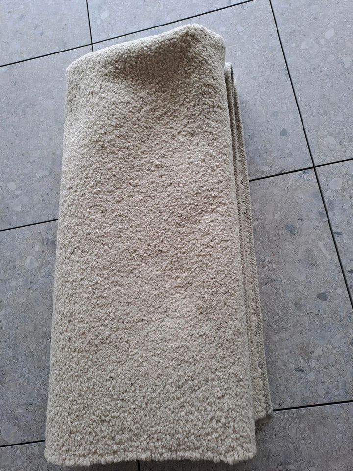 Teppich aus Schafwolle in Zolling