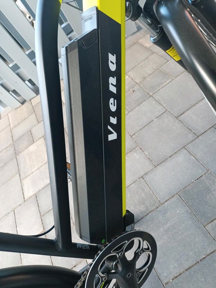 Urbanbiker Viena Trekking E-Bike 26 Zoll Gelb in Breitungen