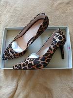 NEU Graceland Pumps Gr. 38 Leo-Design Sachsen - Radebeul Vorschau