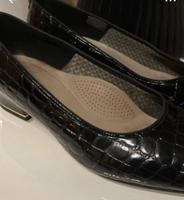 Lackschuh von ARA schwarz, Gr. 39,5 Baden-Württemberg - Angelbachtal Vorschau