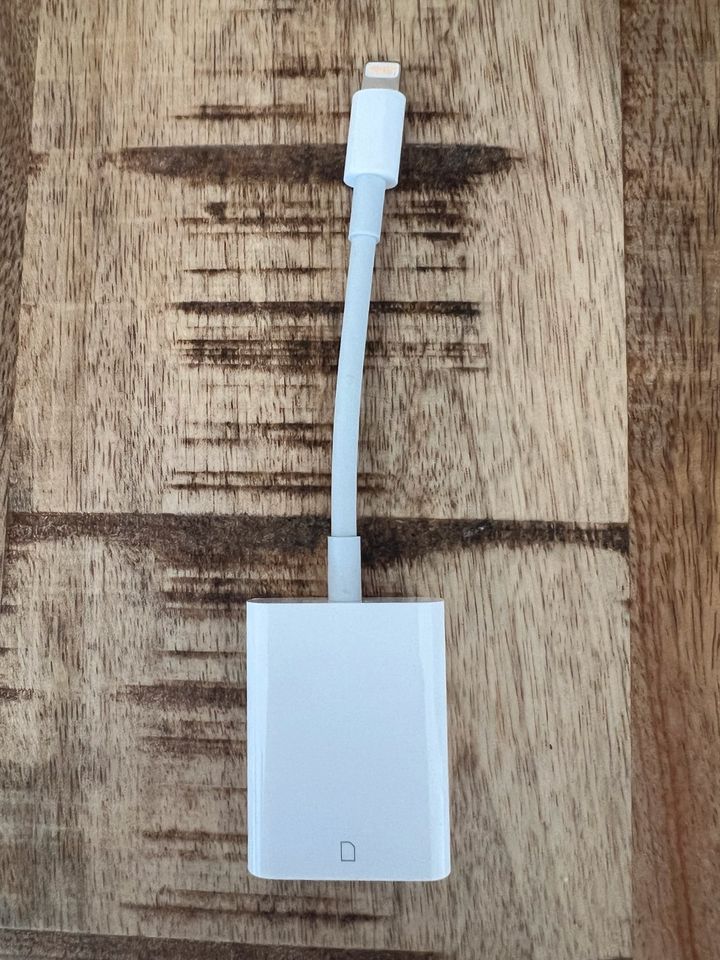 Apple Lightning auf SD Kartenlesegerät Adapter in Würzburg