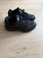 Adidas Astir Schuhe Nordrhein-Westfalen - Bottrop Vorschau