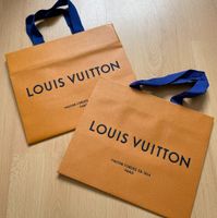 Louis Vuitton Tüte Geschenktüte Papiertüte Shopper x 2 Düsseldorf - Oberkassel Vorschau