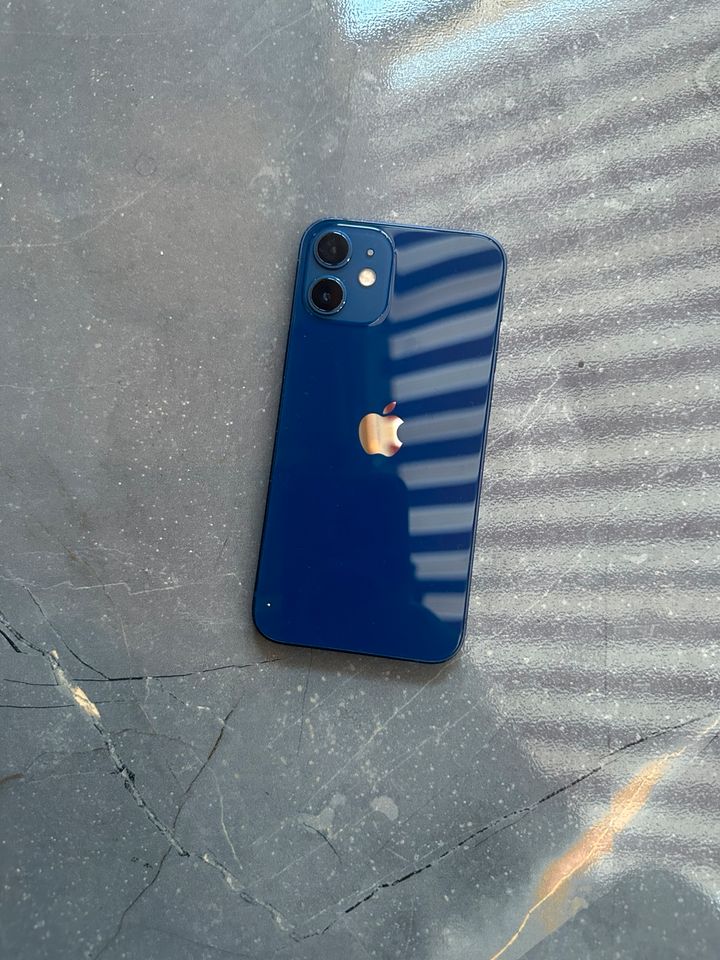 Apple Iphone 12 Mini - 64GB - Blau in Merzig