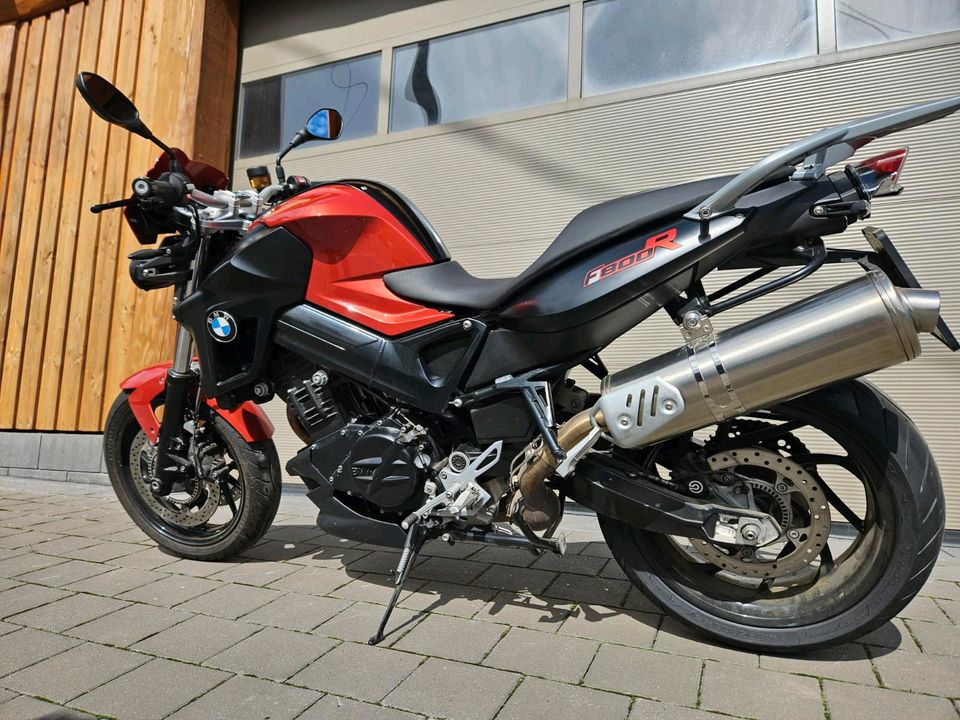 BMW F800R Premium Motorrad in Zerf