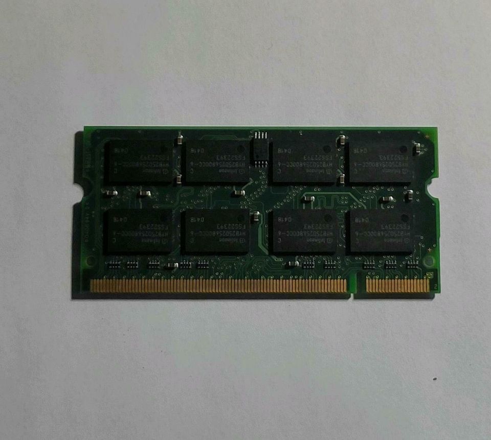 1x Infineon 512MB DDR 333 CL2.5 SO-DIMM RAM Notebookspeicher in München