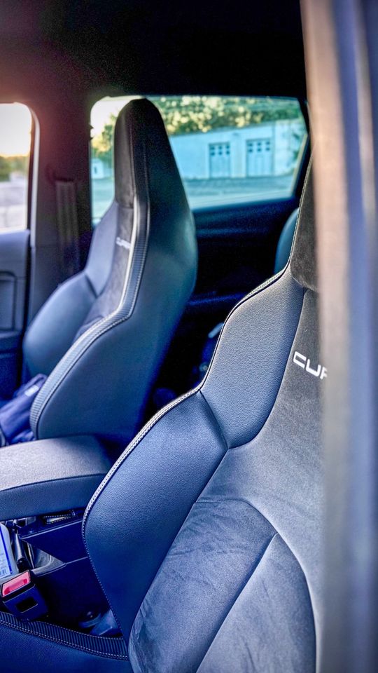 Seat Leon Cupra R St - Carbon /Allrad/ Grail AGA- BiPolar in Döbeln