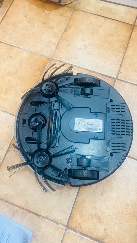 Neu Dirt Devil Robot Staubsauger M606-4 ohne batterie, ladegerät in Pforzheim