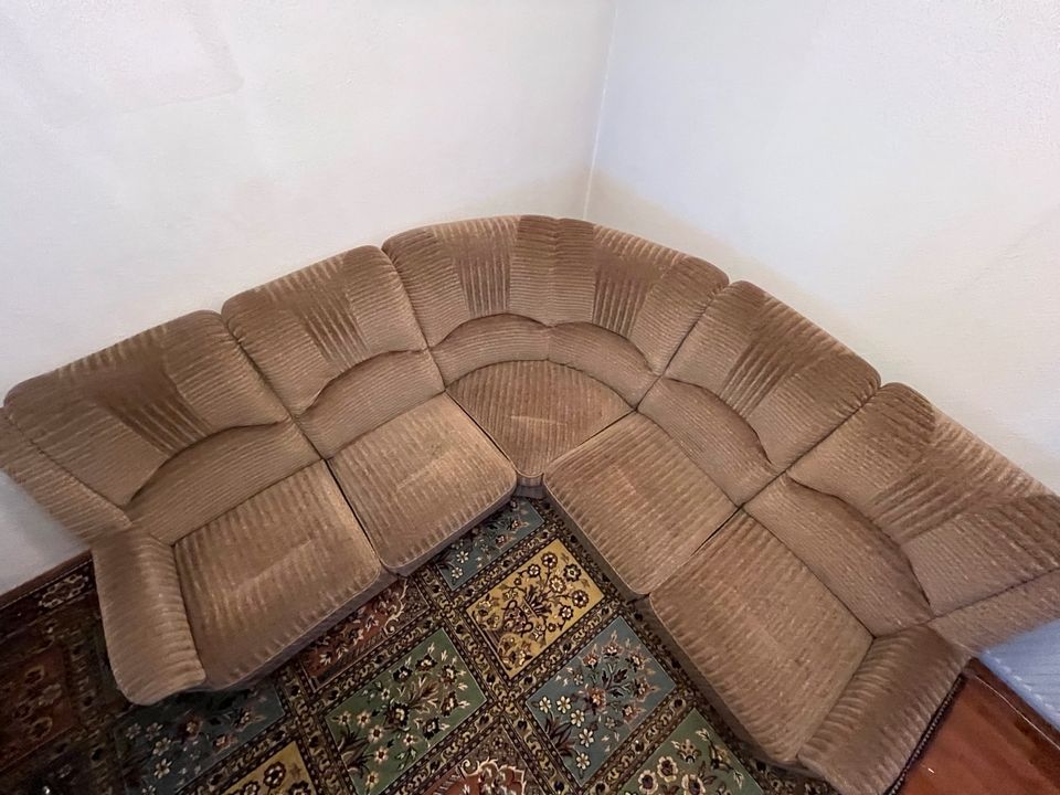 Couch Sofa Ecksofa fürs Wohnzimmer in Waiblingen