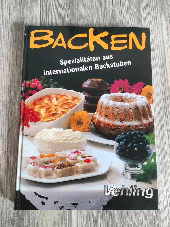 Kochbücher | Studenten | Männer | Backen | Fitness | Cocktails in Hechingen