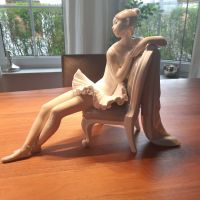 Llardro Porzellanfigur "Ballerina auf Stuhl sitzend" Nordrhein-Westfalen - Unna Vorschau