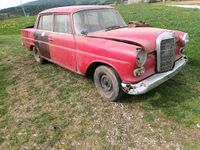 2 Mercedes W110 Heckflosse zum Herrichten Ausschlachten Scheunen Bayern - Pfreimd Vorschau