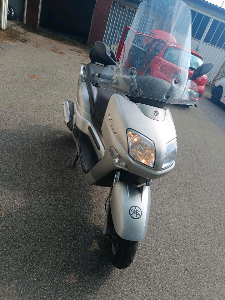 Yamaha versity 300cc in Dinslaken
