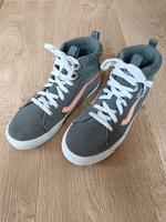 Vans Sneaker in Gr. 38 Wildleder Bayern - Regenstauf Vorschau