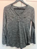 Pullover Shirts verschiedene Gr S Sachsen-Anhalt - Zerbst (Anhalt) Vorschau