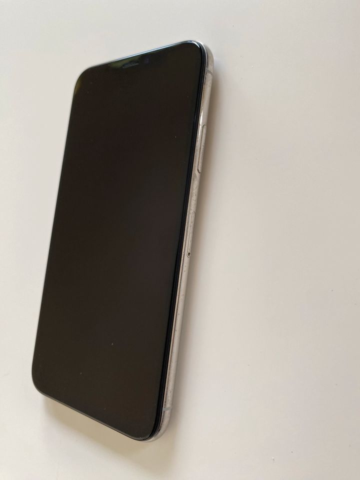 iPhone X 256 GB weiß in Winnenden