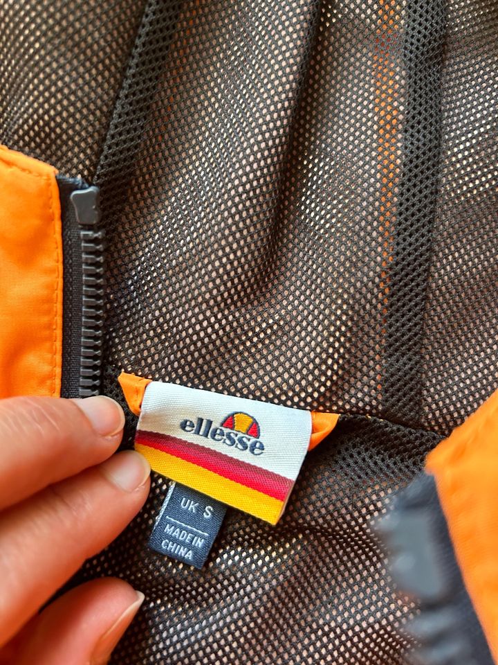 Ellesse Herrenjacke unisex in Völklingen