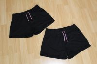 2 Mädchen Shorts kurze Hose C&A Gr 158 Zwillinge Bayern - Fahrenzhausen Vorschau